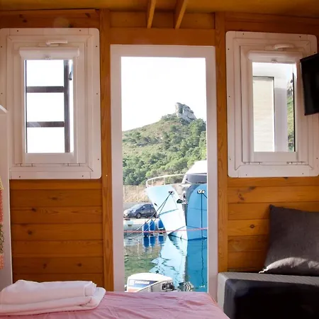 度假居 Casa Vacanza Galleggiante Per 4 Piu' 2 Persone *